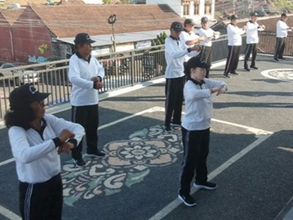 Kegiatan Rutin Posyandu Lansia di Br. Lebak, Desa Dalung